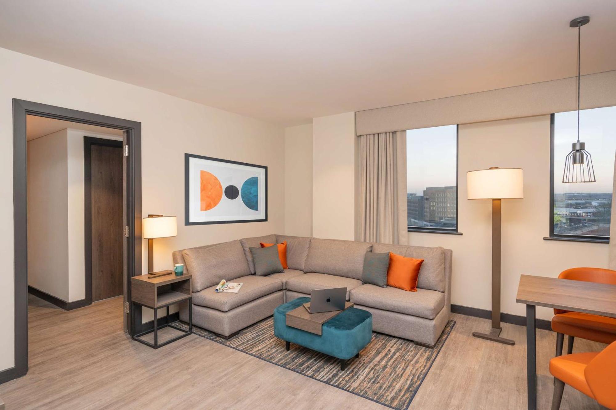 ホテル Hyatt House Leeds リーズ エクステリア 写真